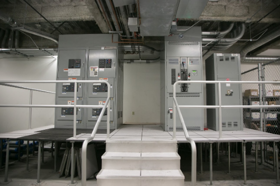 AlphaRacks数据机房内部环境