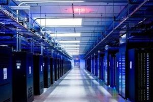 香港100m带宽服务器要多少钱