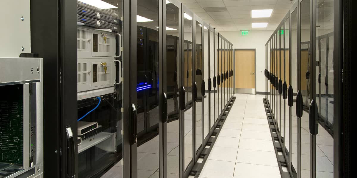 香港机房托管服务器价格