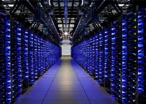 日本服务器香港服务器哪个好